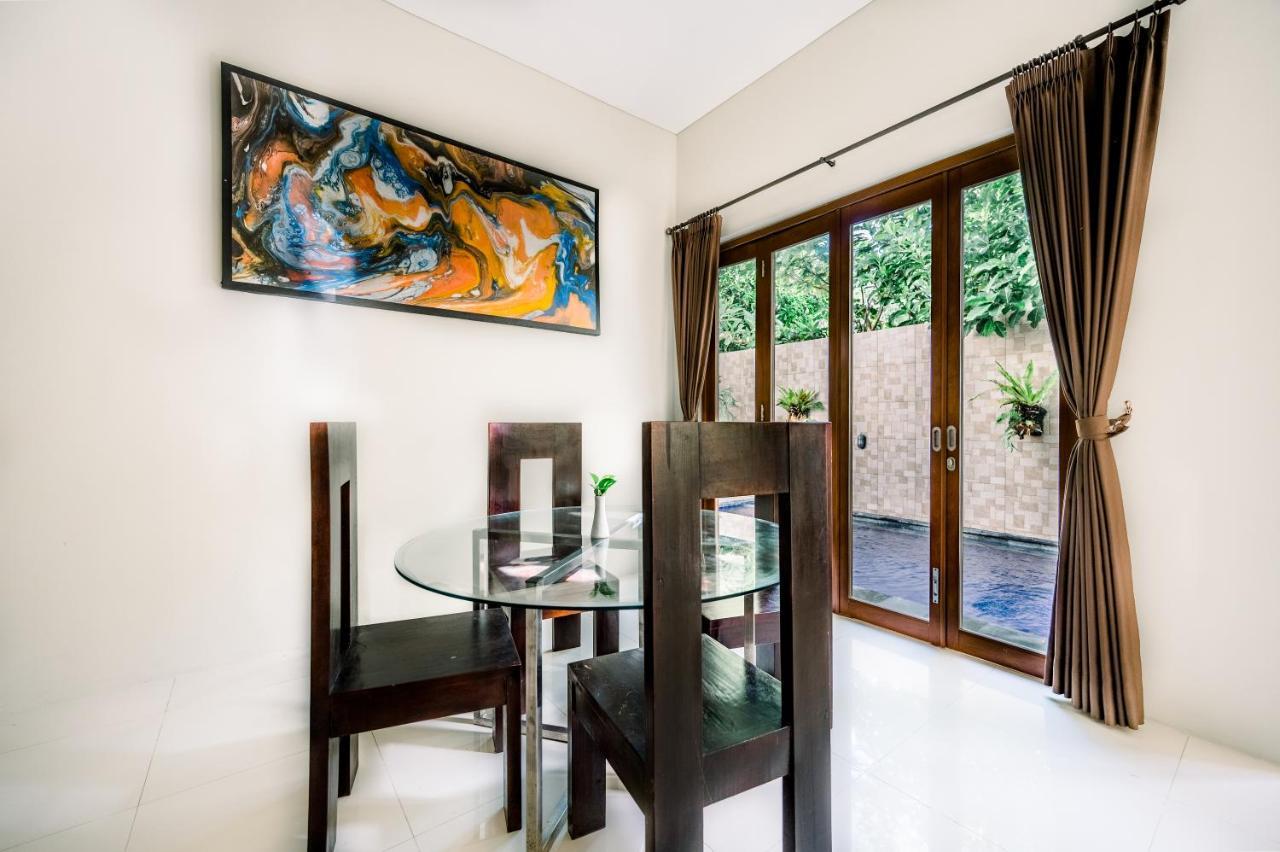 Abisha Villa Jimbaran Esterno foto